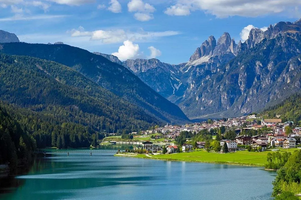 Auronzo di Cadore and its lake below the Marmarole peaks