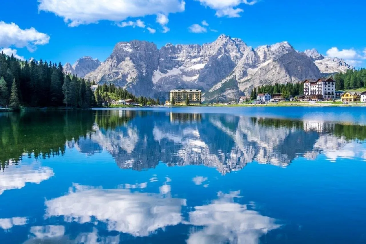 From Venice: Lakes of the Dolomites Tour with drone video