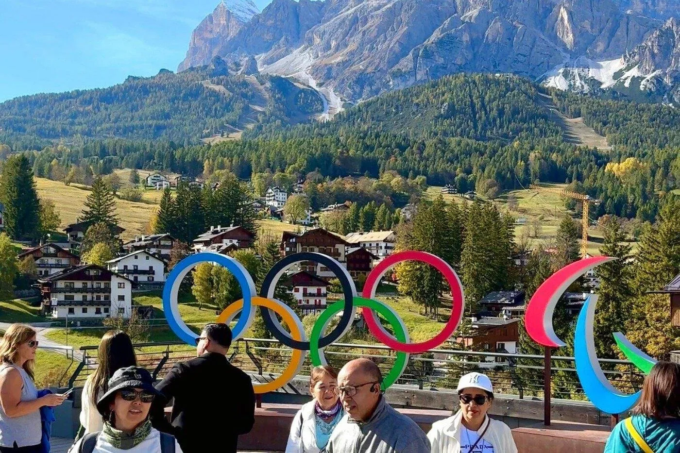 Visitors at the Olympic rings in Cortina d'Ampezzo